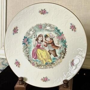 Vintage Collectible 1979 Royal Doulton Valentine Victorian Theme Annual Plate